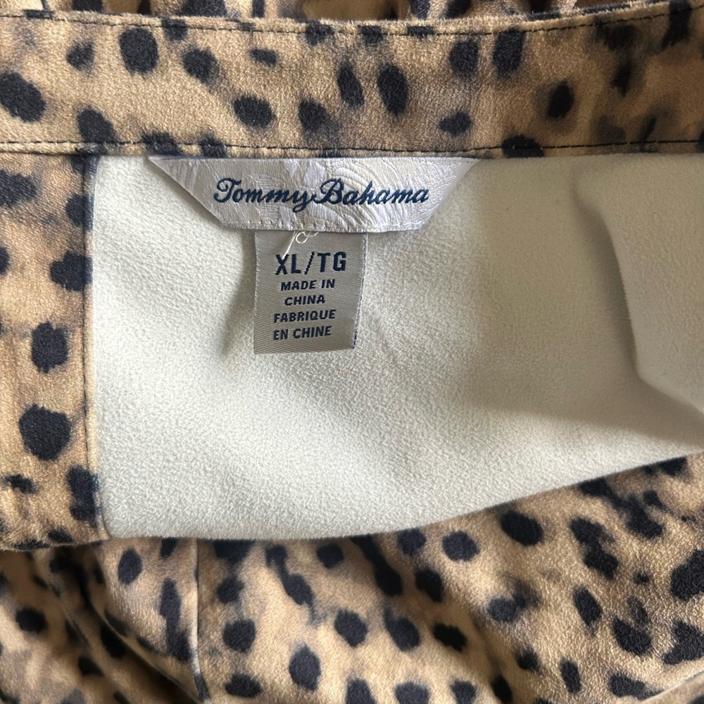 Tommy Bahama super soft and elegant Leopard Animal Print dress - Picture 7 of 9